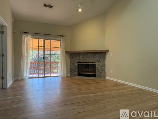 Marietta Townhome: 4125 Fawn Court Northeast