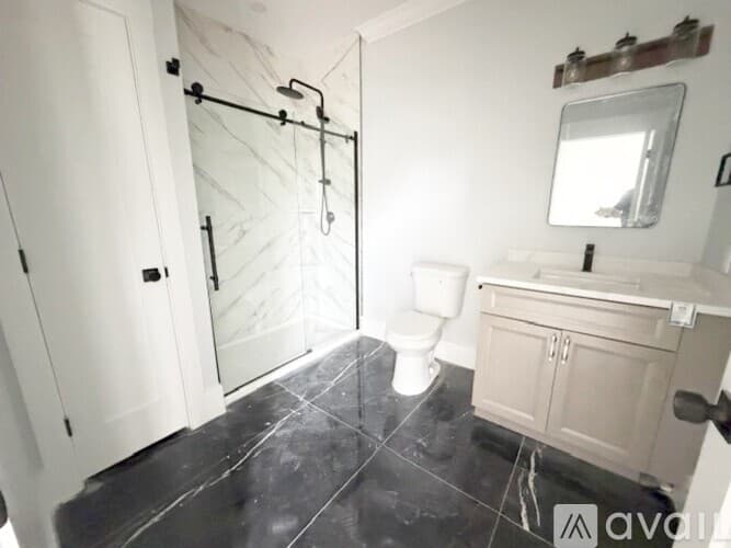 Walpole Apartment: 173 High Plain St