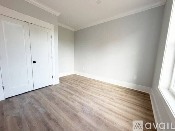 Walpole Apartment: 173 High Plain St
