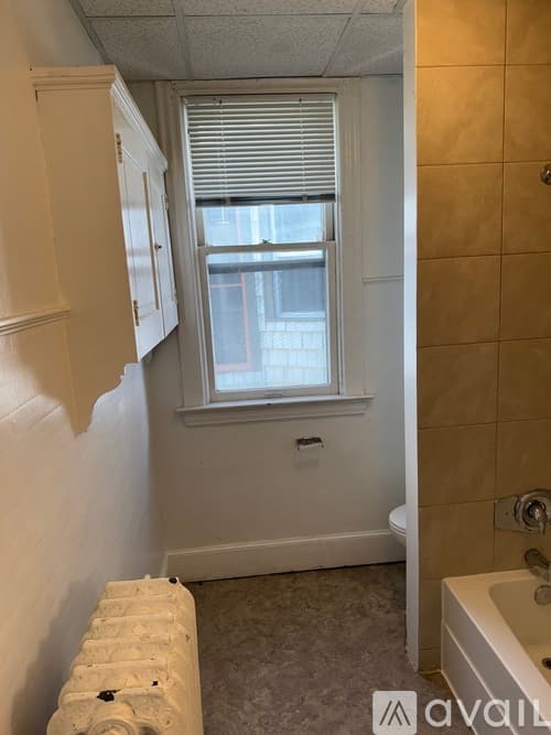 Duluth Apartment: 1717 E 1st St