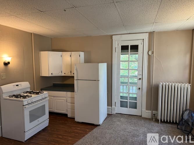 Duluth Apartment: 1717 E 1st St