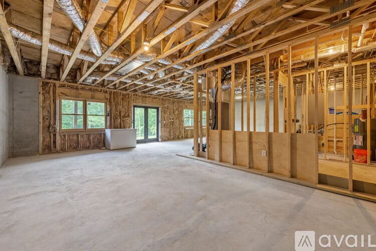 Morganton House: 52 Antler Creek Road