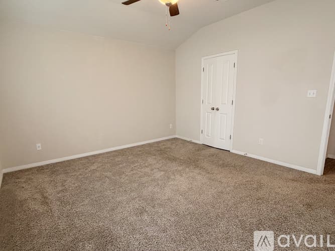 Liberty Hill House: 517 Longmount Cove