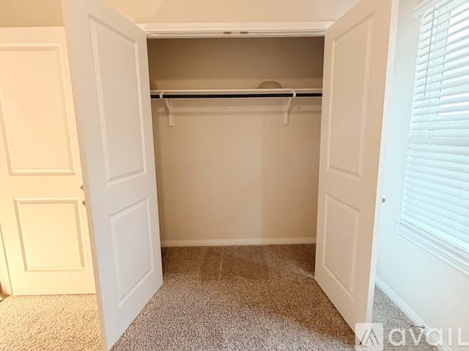 Liberty Hill House: 517 Longmount Cove