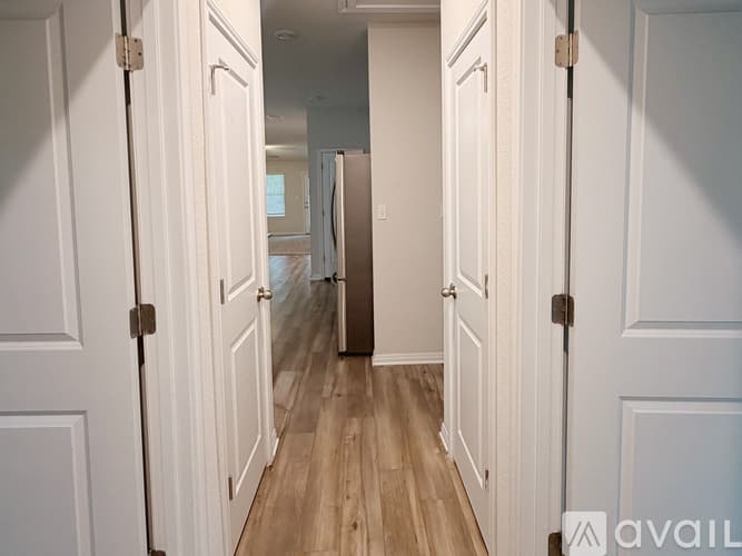 Liberty Hill House: 517 Longmount Cove