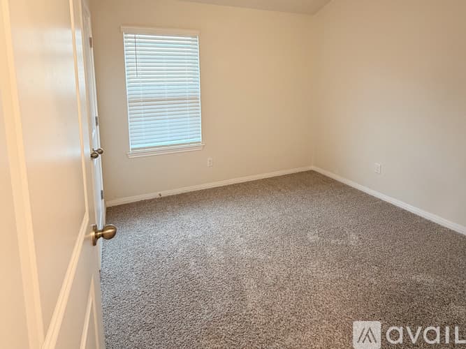 Liberty Hill House: 517 Longmount Cove
