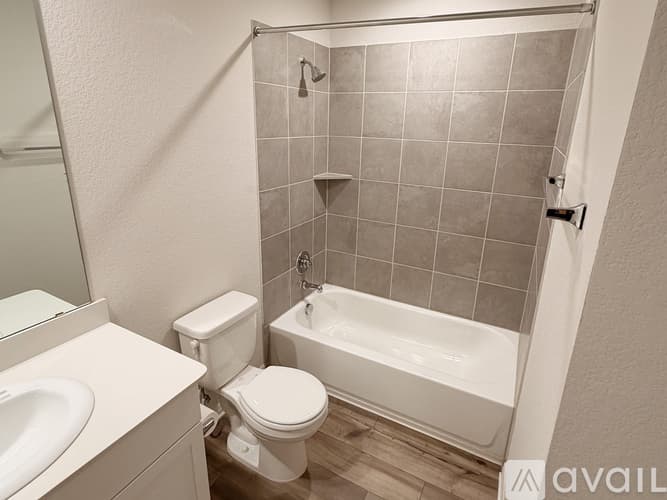 Liberty Hill House: 517 Longmount Cove