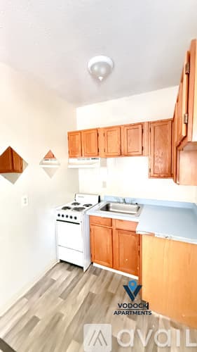 Hartford Apartment: 174 Ashley St