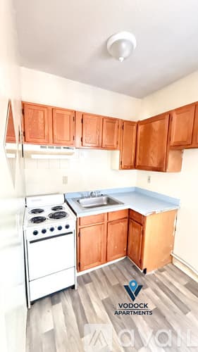 Hartford Apartment: 174 Ashley St