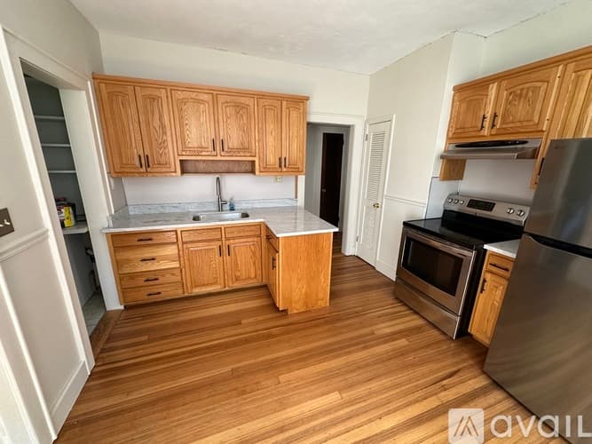 West Hartford Apartment: 130 Milton Street