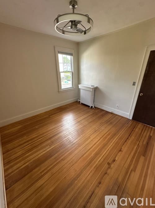 West Hartford Apartment: 130 Milton Street