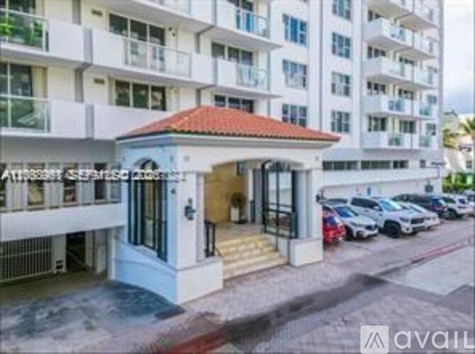 Surfside Condo: 9195 Collins Ave