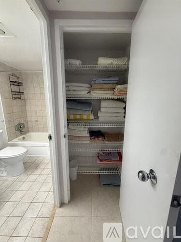 Surfside Condo: 9195 Collins Ave