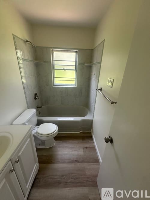 Jennings House: 2516 Center Ave