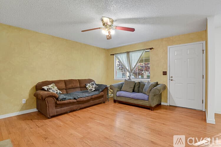 Thornton Townhome: 10112 Quivas Street