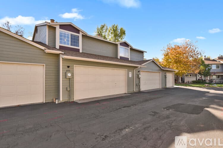 Thornton Townhome: 10112 Quivas Street