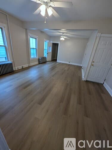 Middletown Apartment: 57 Ferry St