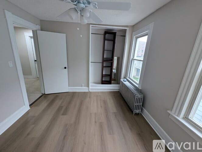 Middletown Apartment: 57 Ferry St
