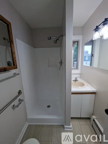 Middletown Apartment: 57 Ferry St