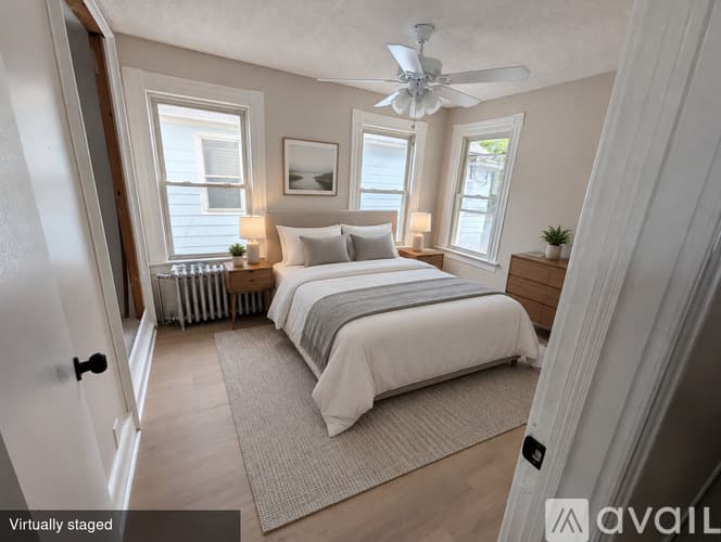 Middletown Apartment: 57 Ferry St