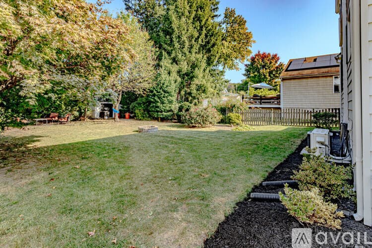 Haddon Heights House: 1711 Maple Avenue