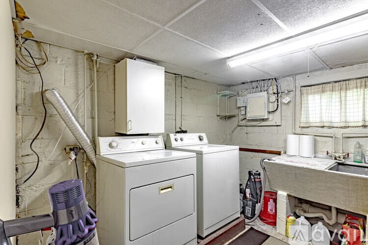 Haddon Heights House: 1711 Maple Avenue