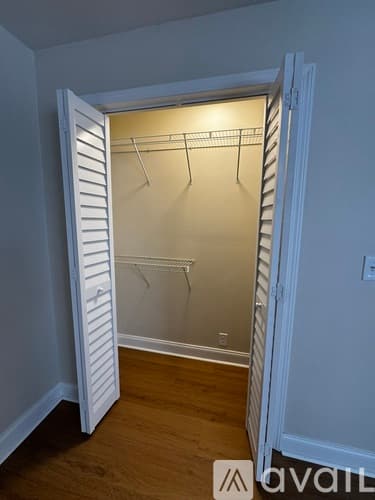 Social Circle Apartment: 368 Cannon Drive