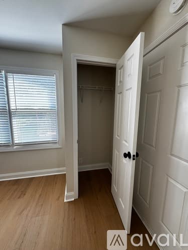 Social Circle Apartment: 368 Cannon Drive