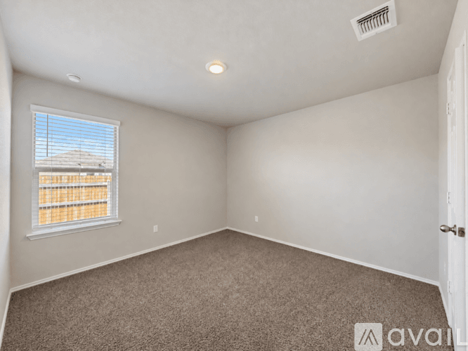 Temple House: 9114 Cantera Rdg Rd