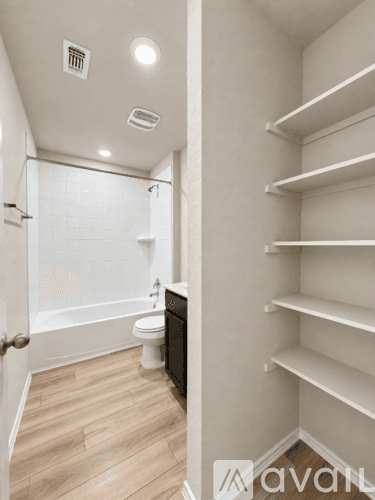 Temple House: 9114 Cantera Rdg Rd
