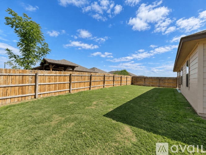 Temple House: 9114 Cantera Rdg Rd