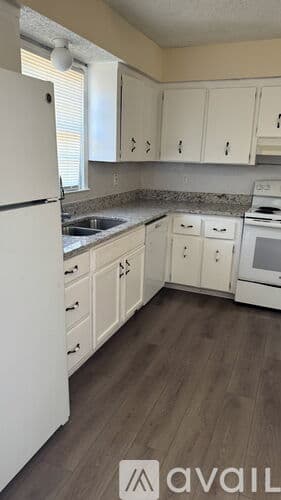Snellville Apartment: 2110 Kings Gate Cir SW