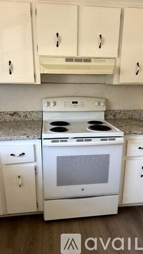 Snellville Apartment: 2110 Kings Gate Cir SW