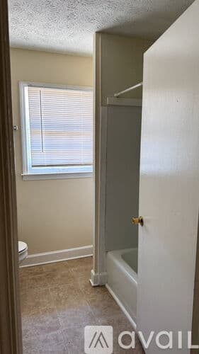 Snellville Apartment: 2110 Kings Gate Cir SW
