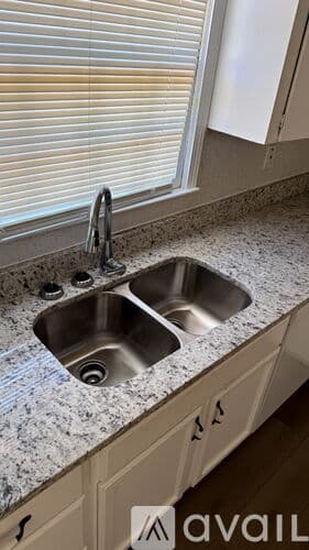 Snellville Apartment: 2110 Kings Gate Cir SW