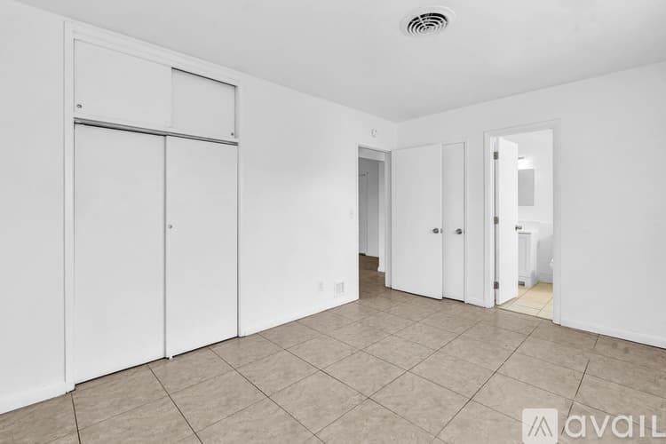 Boynton Beach Townhome: 188 Southeast 27th Way