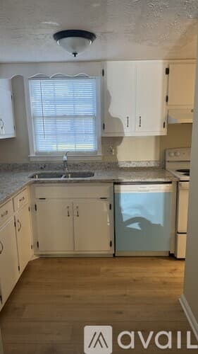 Snellville Apartment: 2220 Kings Gate Cir SW