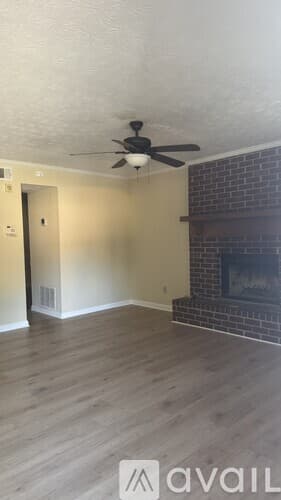 Snellville Apartment: 2220 Kings Gate Cir SW
