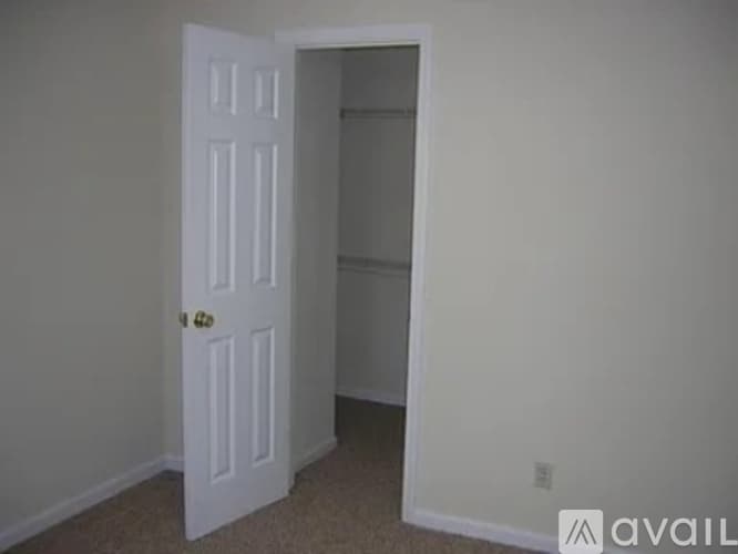 Snellville Apartment: 2220 Kings Gate Cir SW