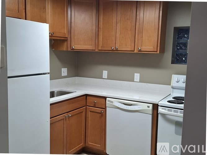 Chicago Apartment: 2321 N Greenview
