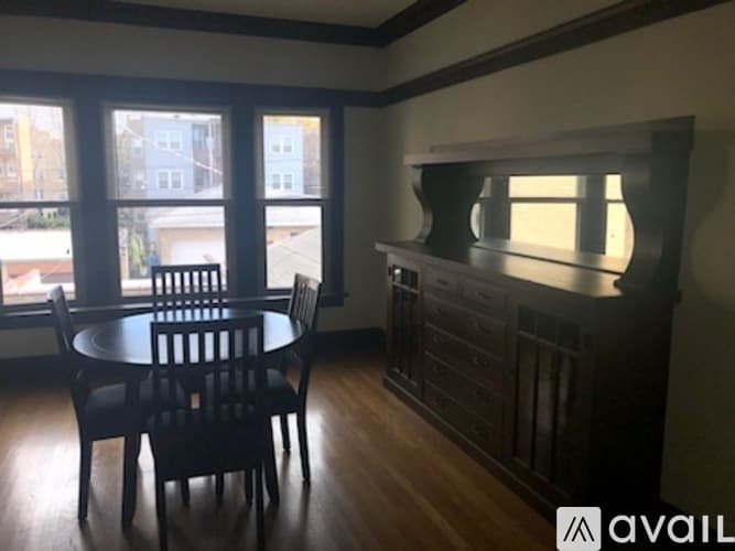 Chicago Apartment: 5017 N Winchester Avenue
