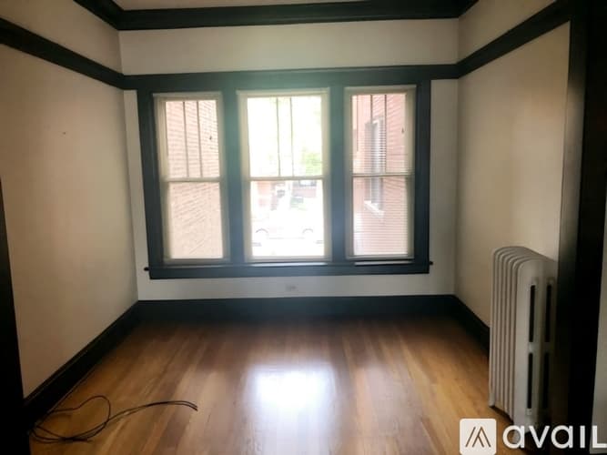 Chicago Apartment: 5017 N Winchester Avenue