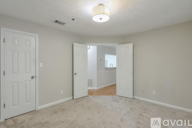 Marietta Condo: 2120 River Heights Walk SE
