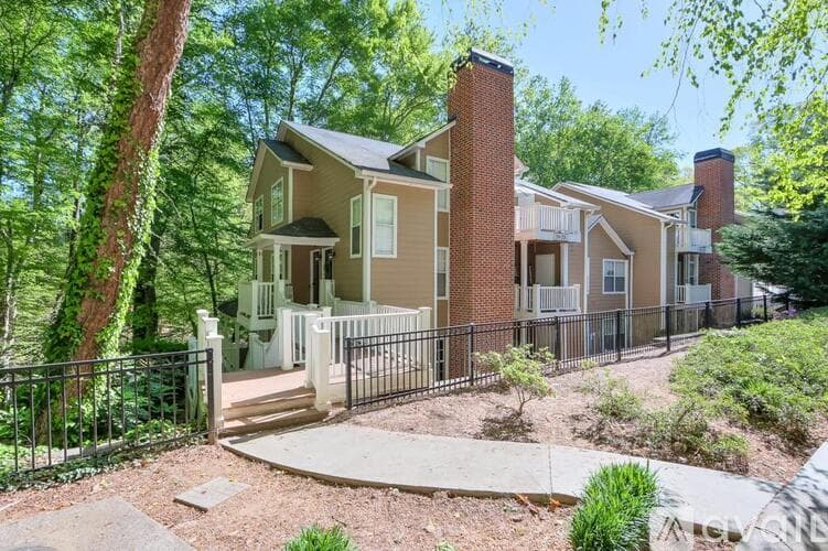 Marietta Condo: 2120 River Heights Walk SE