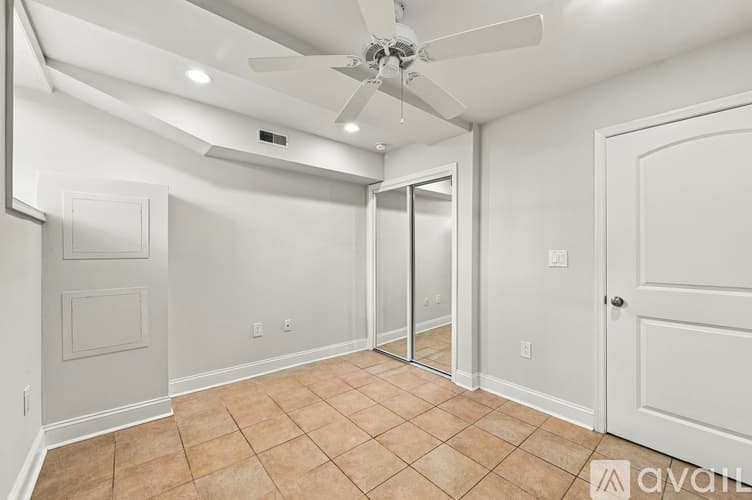 Philadelphia Apartment: 2612 Ellsworth St