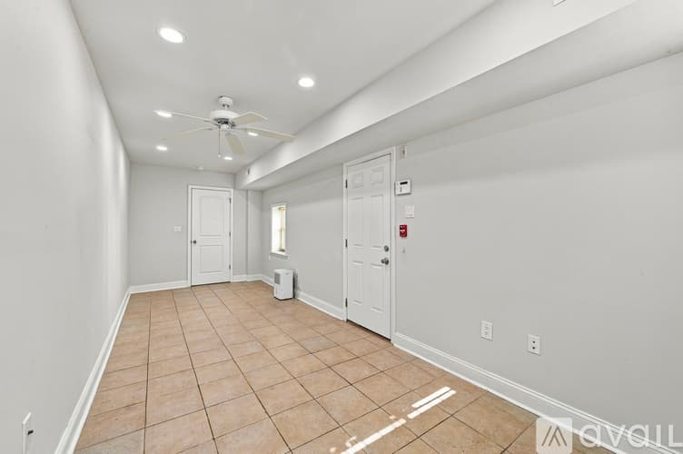 Philadelphia Apartment: 2612 Ellsworth St