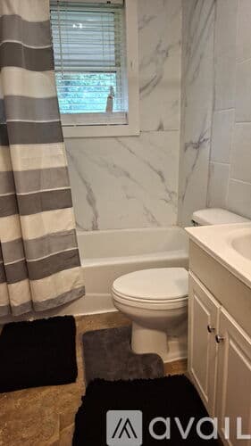 Macon House: 1660 Allen Rd