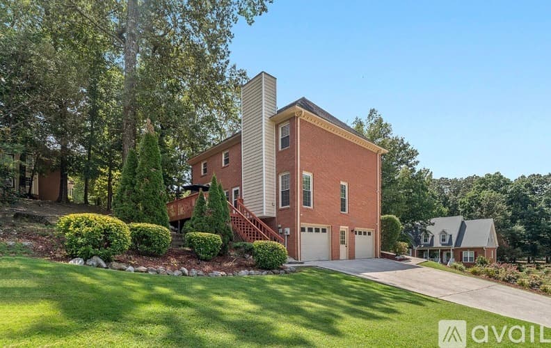 Hoover House: 1395 Eden Ridge Circle