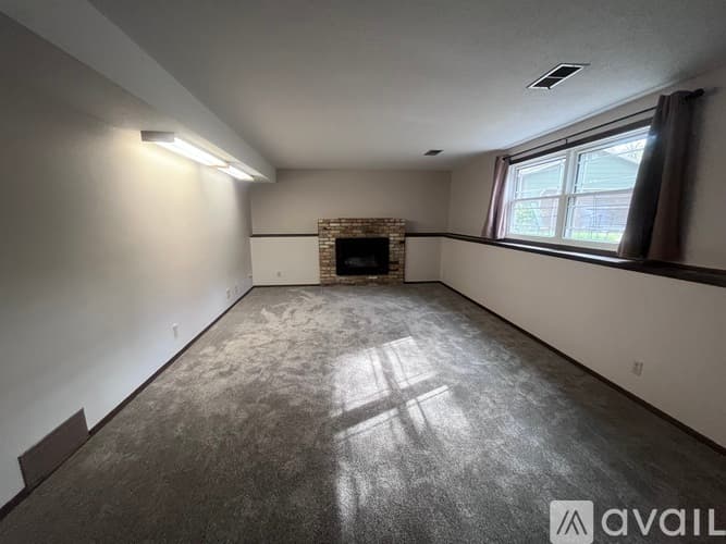 Minnetonka House: 5649 Rebecca Ln