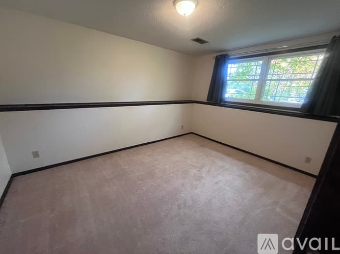 Minnetonka House: 5649 Rebecca Ln